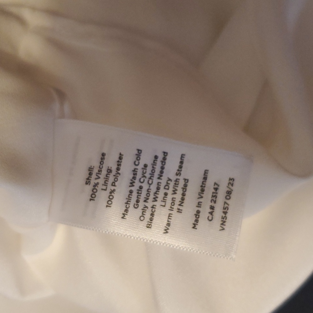 Blouses - Picture 5 of 5